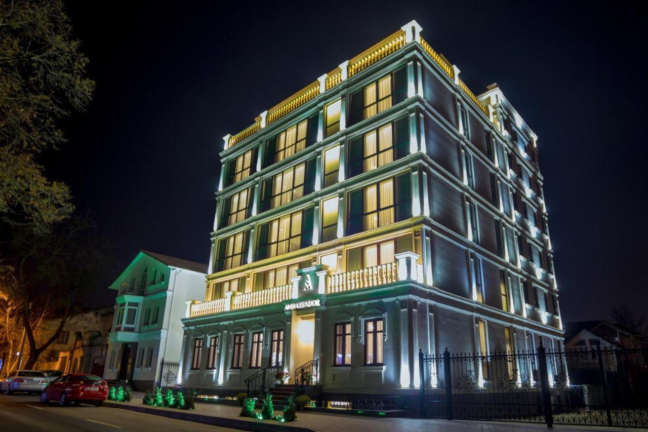 Ambassador Hotel Chisináu Exterior foto